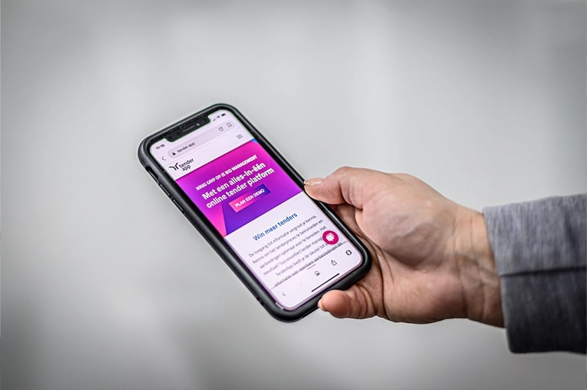 Telefoon-met-TenderApp 